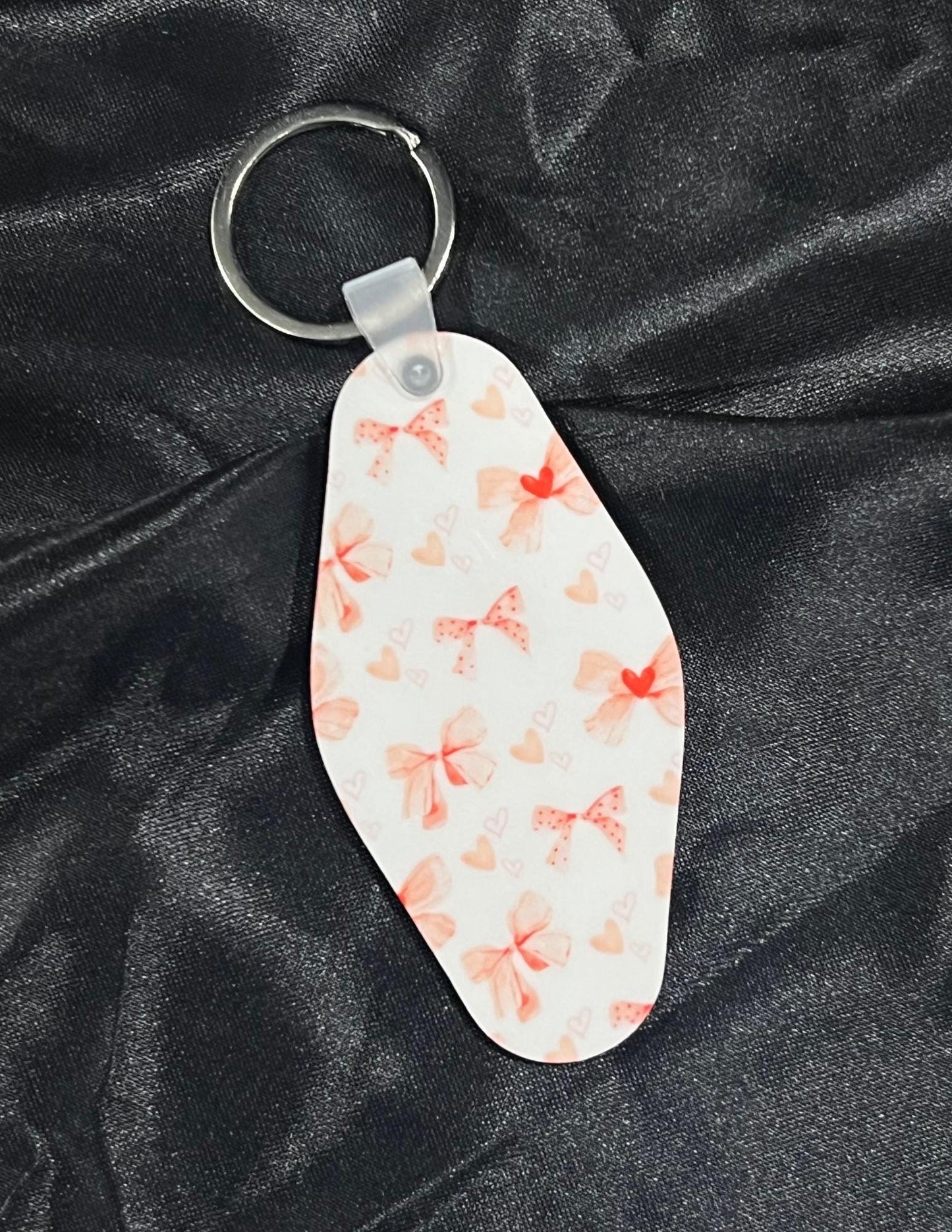 Bow Lover Motel Keychain