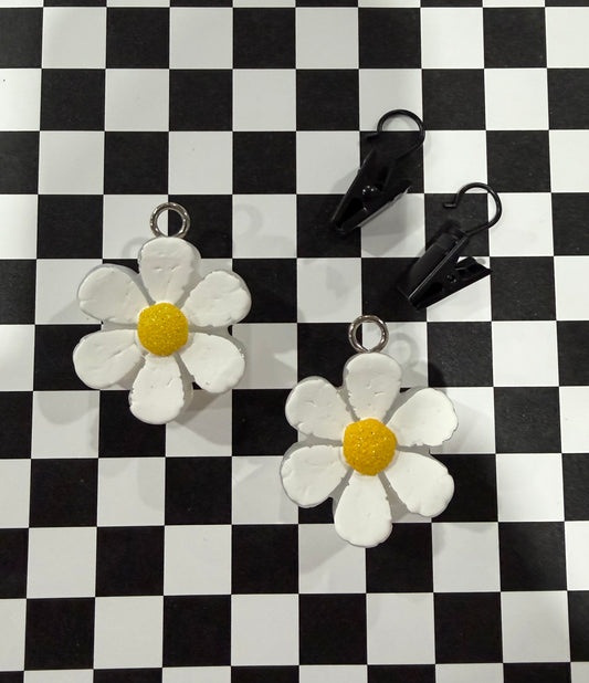 Daisy Vent Clips