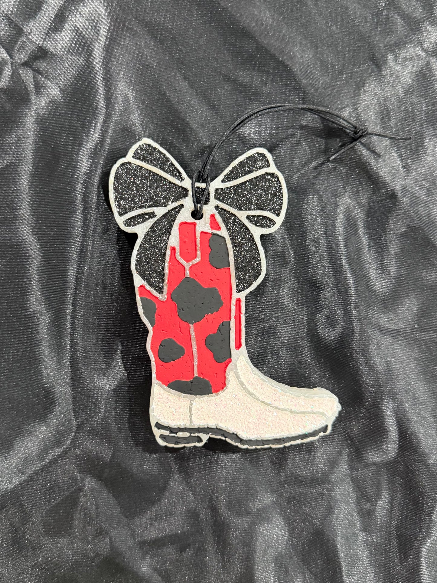 Red and Black Boot Freshie