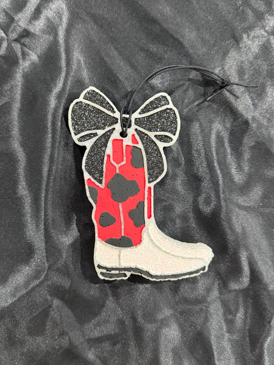Red and Black Boot Freshie