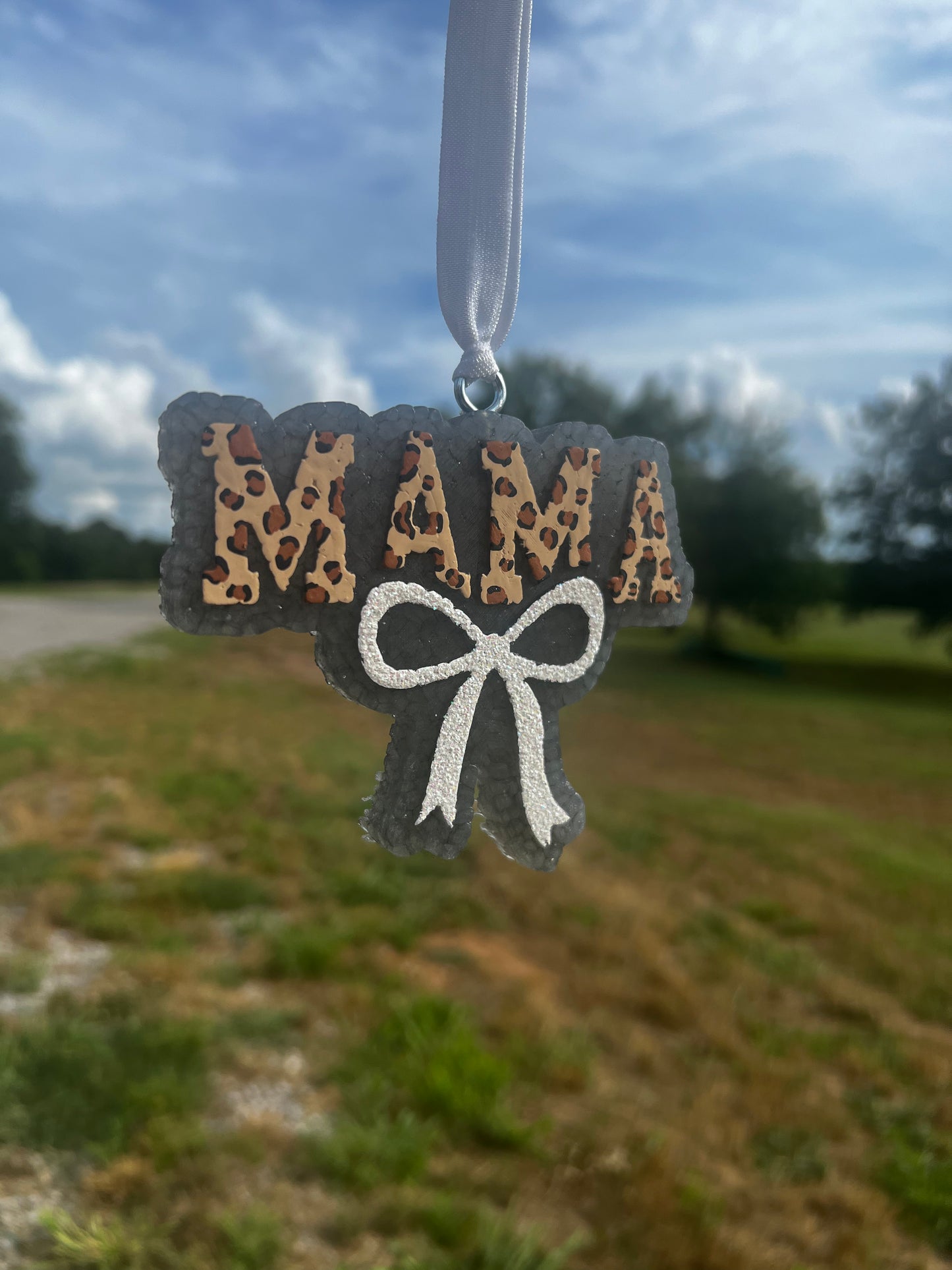 Mama with Bow Freshie